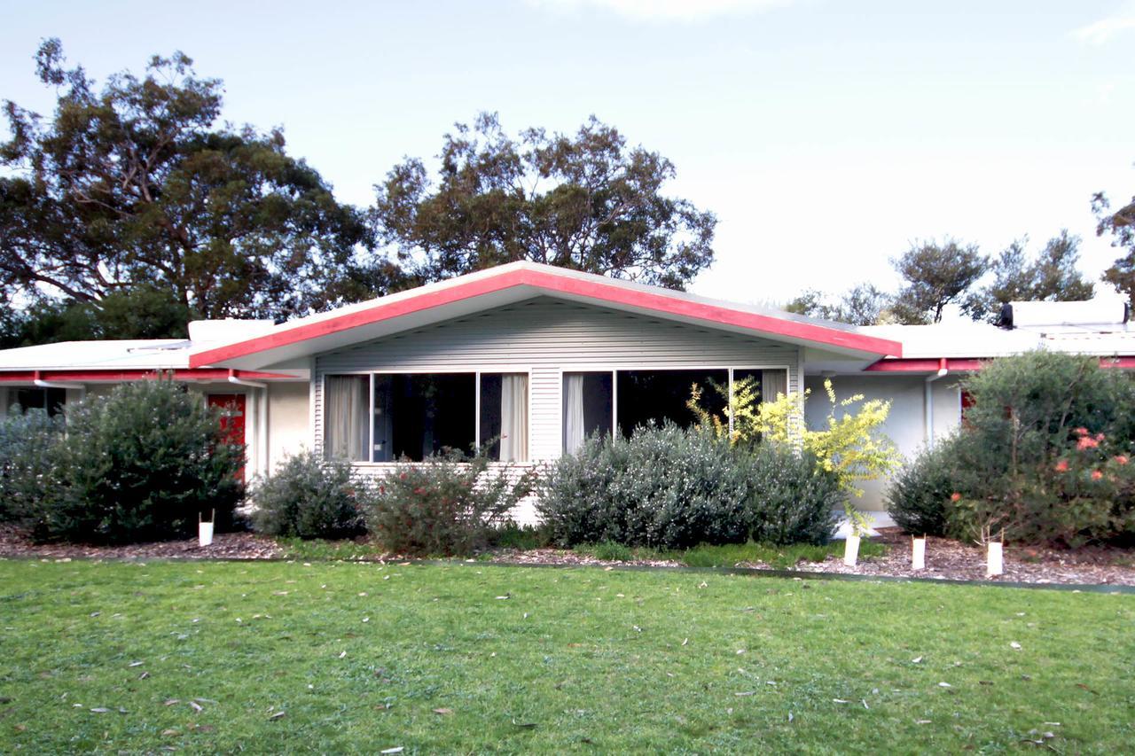 The Abbey Raymond Island Motel Buitenkant foto